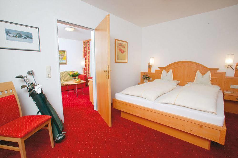Hotel Garni Christl Bad Griesbach im Rottal Exterior foto